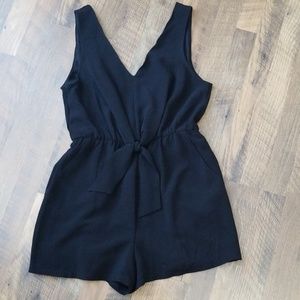Lily rose sz medium black romper.